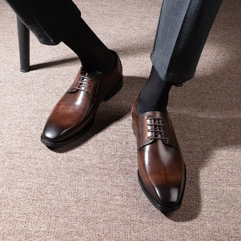 Férfi Hivatalos Cipők Exquisite Pattern Derbies Ruhacipők - Kávé