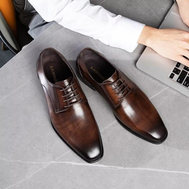 Férfi Hivatalos Cipők Exquisite Pattern Derbies Ruhacipők - Kávé