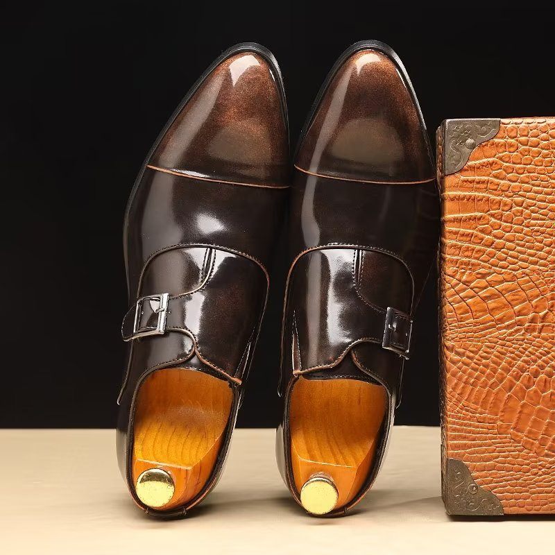 Férfi Hivatalos Cipők Kifinomult Elegancia Hegyes Orrú Monkstrap Ruhacipő - Kávé