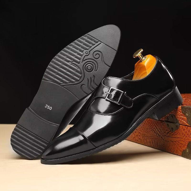 Férfi Hivatalos Cipők Kifinomult Elegancia Hegyes Orrú Monkstrap Ruhacipő - Fekete