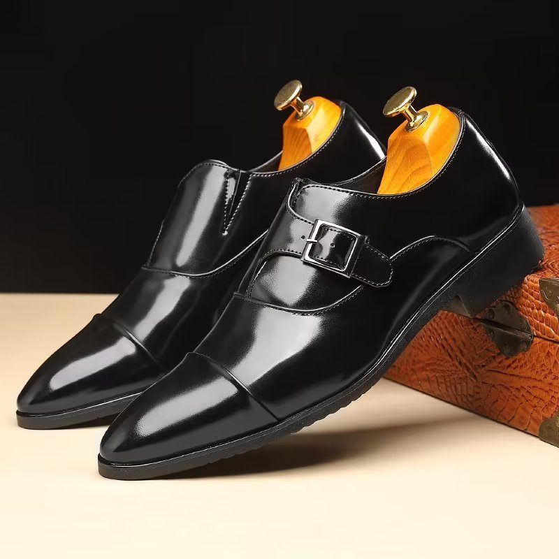 Férfi Hivatalos Cipők Kifinomult Elegancia Hegyes Orrú Monkstrap Ruhacipő - Fekete