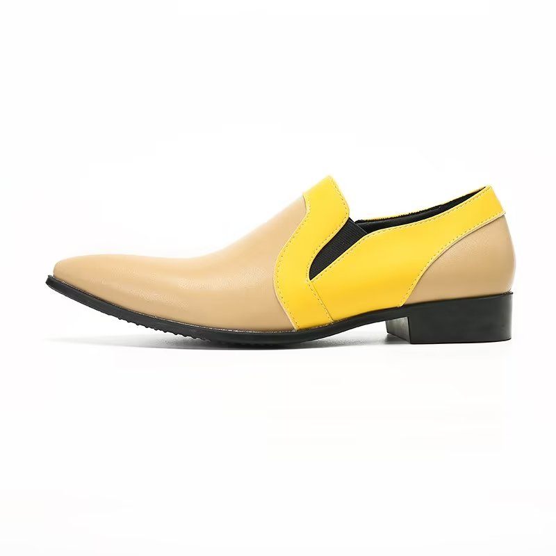 Férfi Naplopók Finomított Bőrből Készült Elegance Slip-on Cipők - Bézs